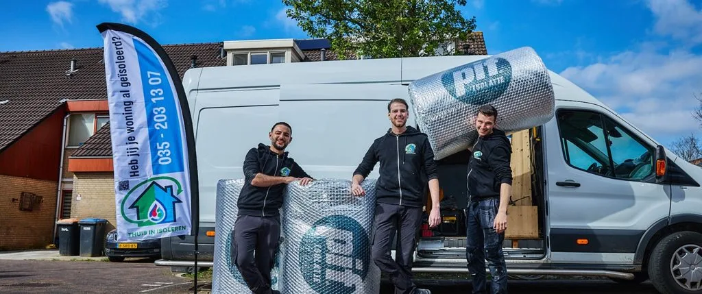 Woninggevel voor isolatie en gevelwerk